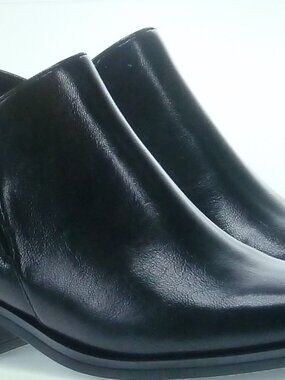 Baretraps Palmer Ankle Bootie Size 7.5
